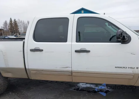 2009 Chevrolet Silverado 2500Hd Lt z USA, uszkodzony, nr VIN 1GCHK536X9F142652